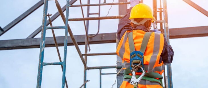 Gefährliche Arbeiten nur mit Überwachung