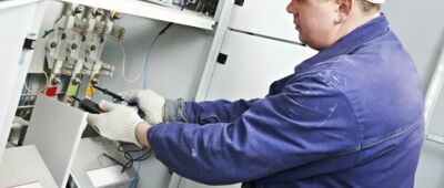 DIN VDE 0105-100: Sicherer Betrieb elektrischer Anlagen