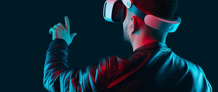 Virtual Reality lässt sich auch für industrielle Zwecke einsetzen. Virtual Reality lässt sich auch für industrielle Zwecke einsetzen.